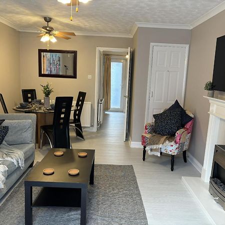فيلا Cosy Corner - 2 Beds, Free Parking, Next To Southampton General Hospital المظهر الخارجي الصورة