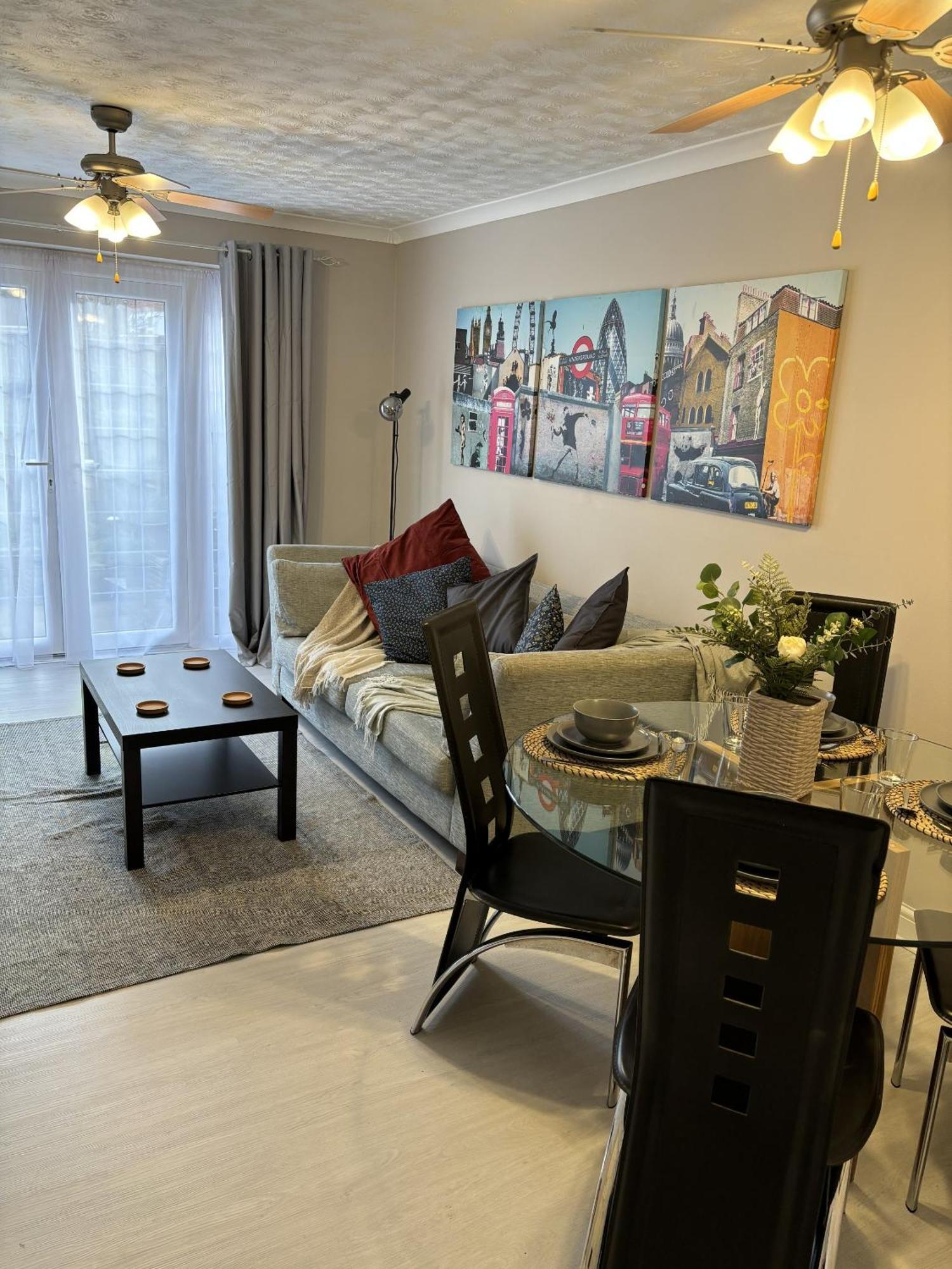 فيلا Cosy Corner - 2 Beds, Free Parking, Next To Southampton General Hospital المظهر الخارجي الصورة